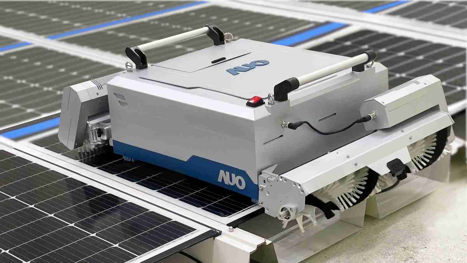 PA直营致力EPC场域技术升级，，，导入清洁机器人搭配传感器与AI数据分析，，，，大幅减少维运成本